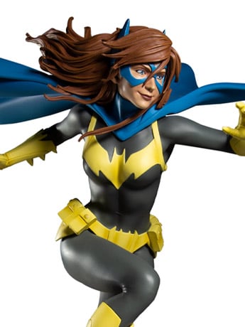 DC Comics DC Designer Series Batgirl 1/6 Scale Limited Edition Statue (Joshua Middleton) Gallery Image 2