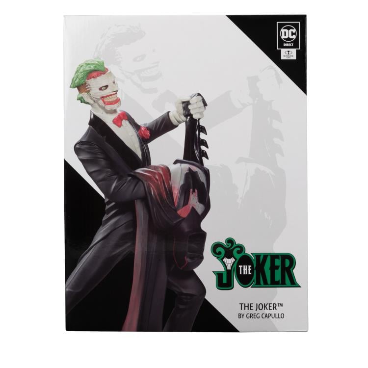 DC Comics DC Designer Series The Joker & Batsuit Limited Edition Statue (Greg Capullo) Gallery Image 10
