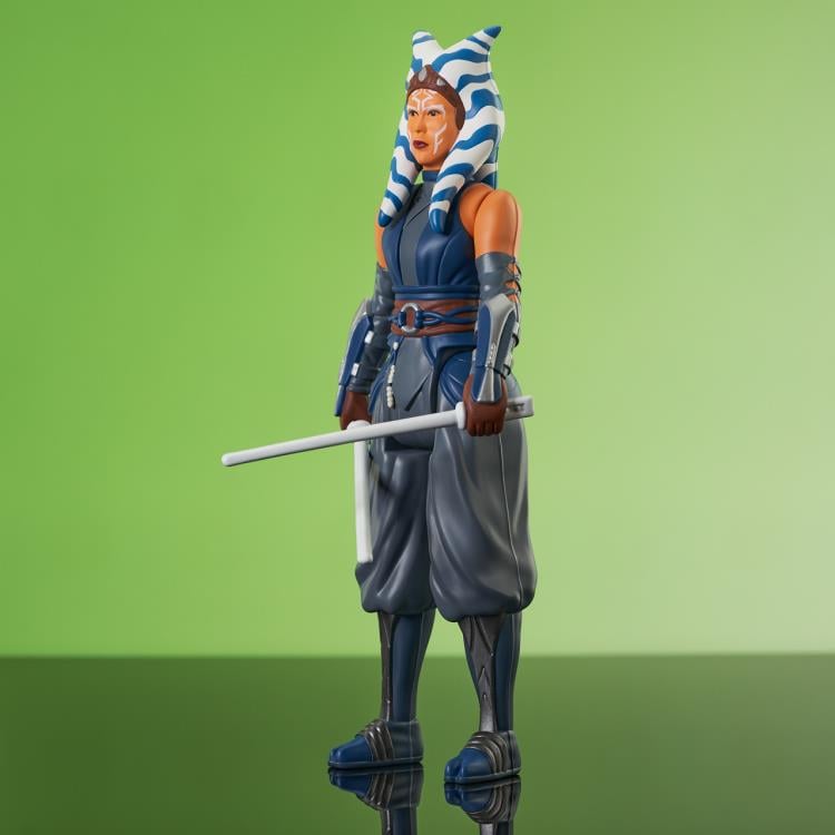 The Mandalorian Ahsoka Tano Jumbo Figure Gallery Image 4