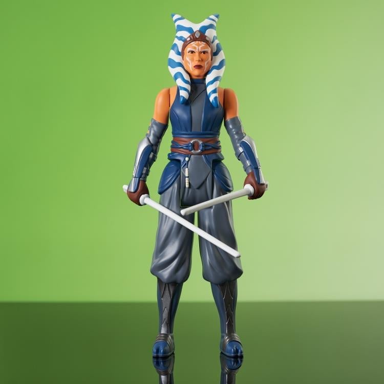 The Mandalorian Ahsoka Tano Jumbo Figure Gallery Image 3