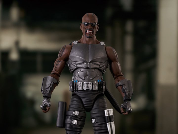 Marvel Select Blade Figure Gallery Image 1