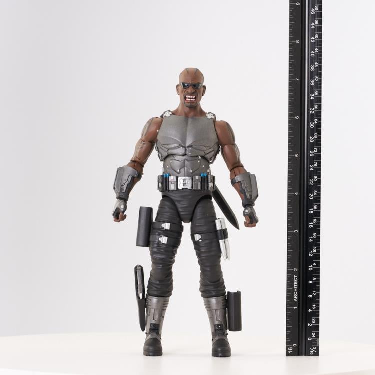 Marvel Select Blade Figure Gallery Image 13