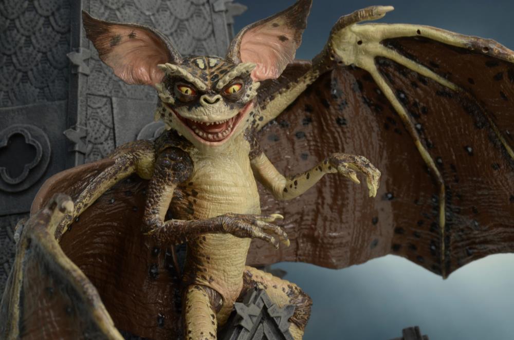 Gremlins 2: The New Batch Bat Gremlin Deluxe Action Figure Gallery Image 10