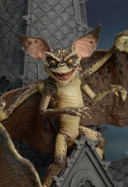 Gremlins 2: The New Batch Bat Gremlin Deluxe Action Figure Gallery Image 8