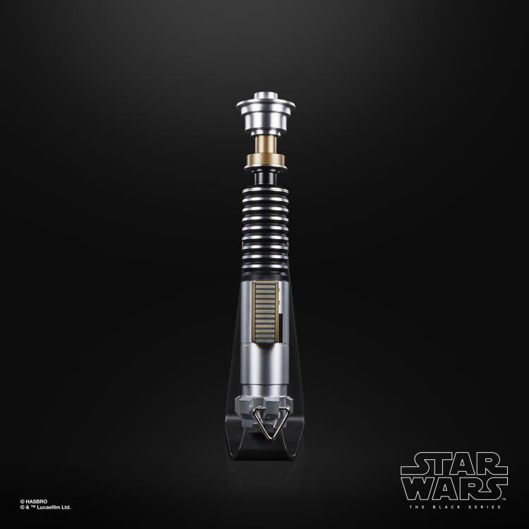 Star Wars: The Black Series Luke Skywalker (The Mandalorian) Force FX Elite Lightsaber Gallery Image 5