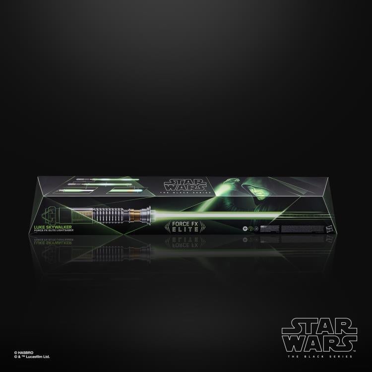 Star Wars: The Black Series Luke Skywalker (The Mandalorian) Force FX Elite Lightsaber Gallery Image 9