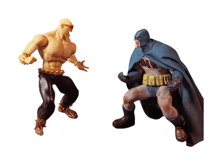 Batman: The Dark Knight Returns One:12 Collective Batman Vs. Mutant Leader (Deluxe Set) Exclusive Gallery Image 1