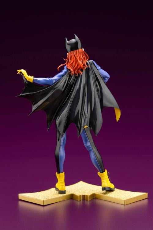 DC Comics Bishoujo Batgirl (Barbara Gordon) 1/7 Scale Figure Gallery Image 7