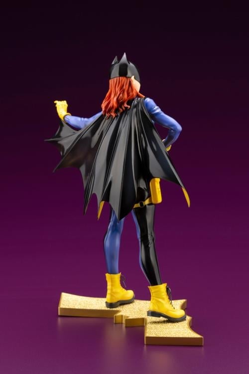 DC Comics Bishoujo Batgirl (Barbara Gordon) 1/7 Scale Figure Gallery Image 8