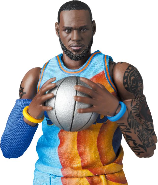 Space Jam: A New Legacy MAFEX No.197 LeBron James Action Figure Gallery Image 10