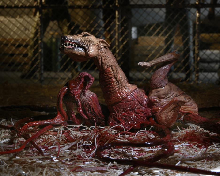 The Thing Ultimate Dog Creature Set Gallery Image 17