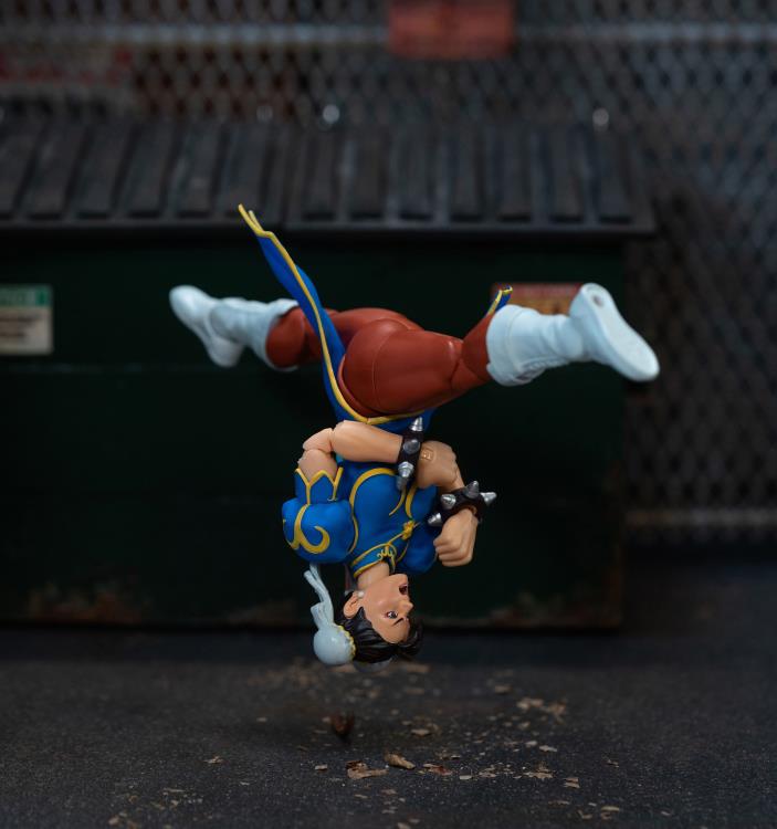 Street Fighter Chun-Li 1/12 Scale Action Figure Gallery Image 10