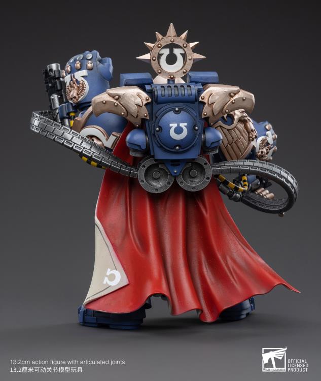 Warhammer 40K Ultramarines Chapter Master Marneus Calgar 1/18 Scale Figure Gallery Image 4