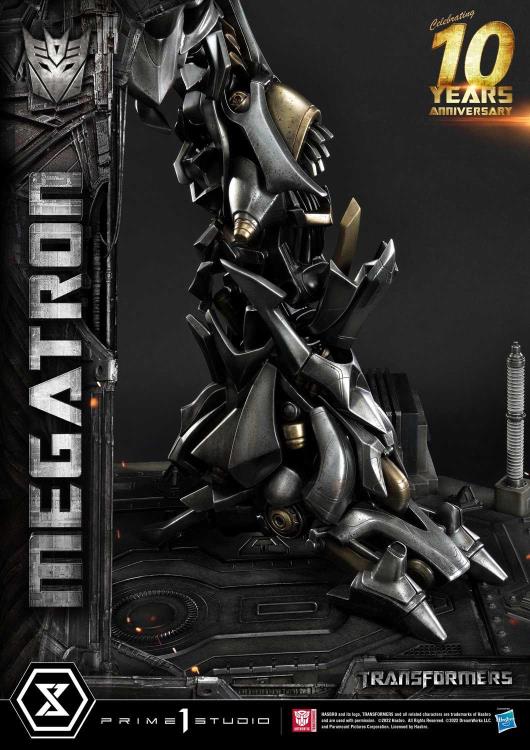Transformers Museum Masterline Megatron (Ultimate Bonus Ver.) Limited Edition Statue Gallery Image 21