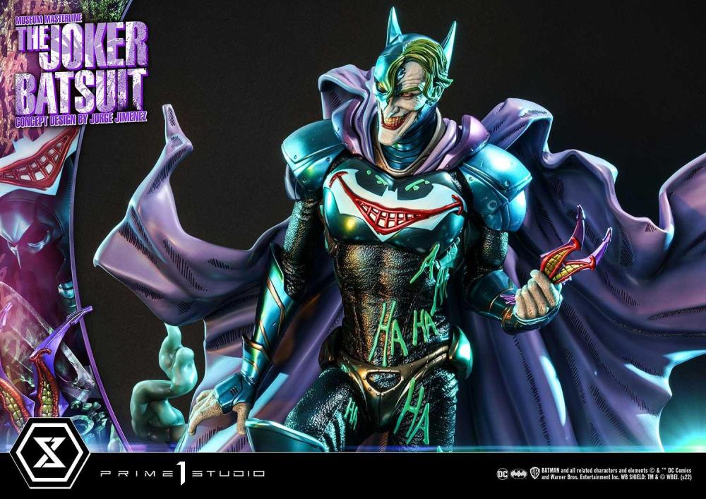 Batman Museum Masterline The Joker Batsuit (Jorge Jimenez Concept) 1/3 Scale Statue (With Bonus) Gallery Image 17