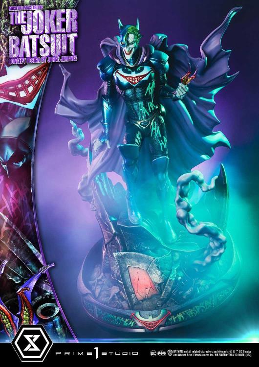 Batman Museum Masterline The Joker Batsuit (Jorge Jimenez Concept) 1/3 Scale Statue (With Bonus) Gallery Image 16
