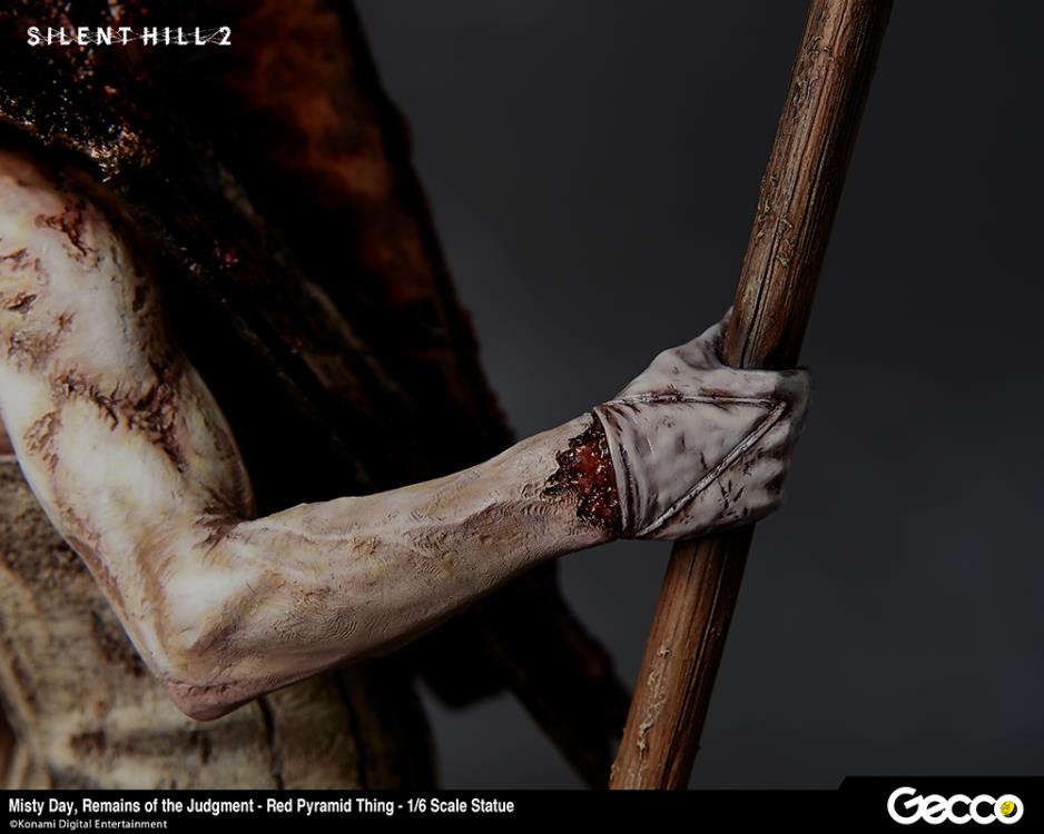 Silent Hill 2 Misty Day Remains Red Pyramid Thing 1/6 Scale Statue Gallery Image 39