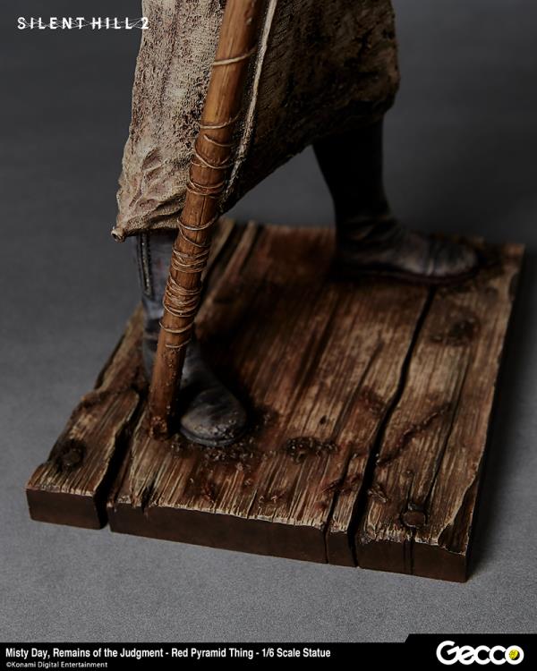 Silent Hill 2 Misty Day Remains Red Pyramid Thing 1/6 Scale Statue Gallery Image 43