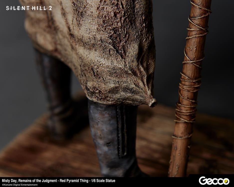 Silent Hill 2 Misty Day Remains Red Pyramid Thing 1/6 Scale Statue Gallery Image 44
