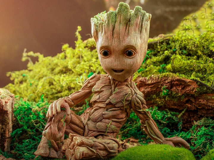 I Am Groot TMS088 Groot Life-Size Collectible Figure Gallery Image 1