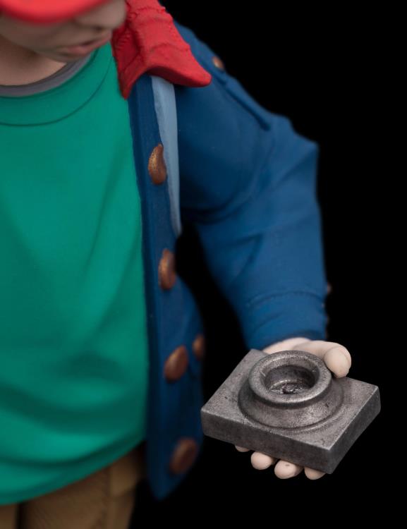 Stranger Things Mini Epics Dustin the Pathfinder Limited Edition Figure Gallery Image 8