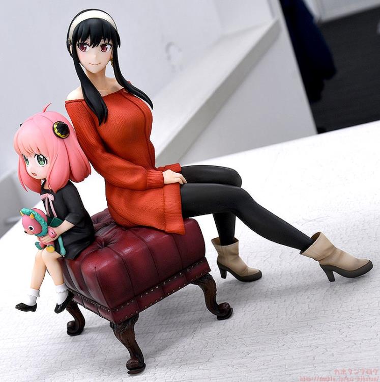 Spy x Family Anya and Yor Forger 1/7 Scale Figure Gallery Image 8