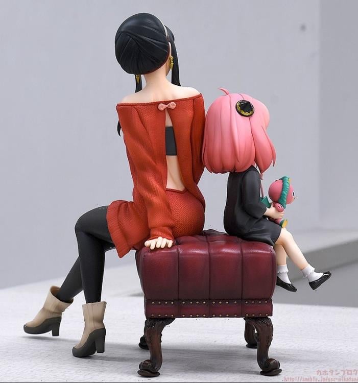 Spy x Family Anya and Yor Forger 1/7 Scale Figure Gallery Image 6