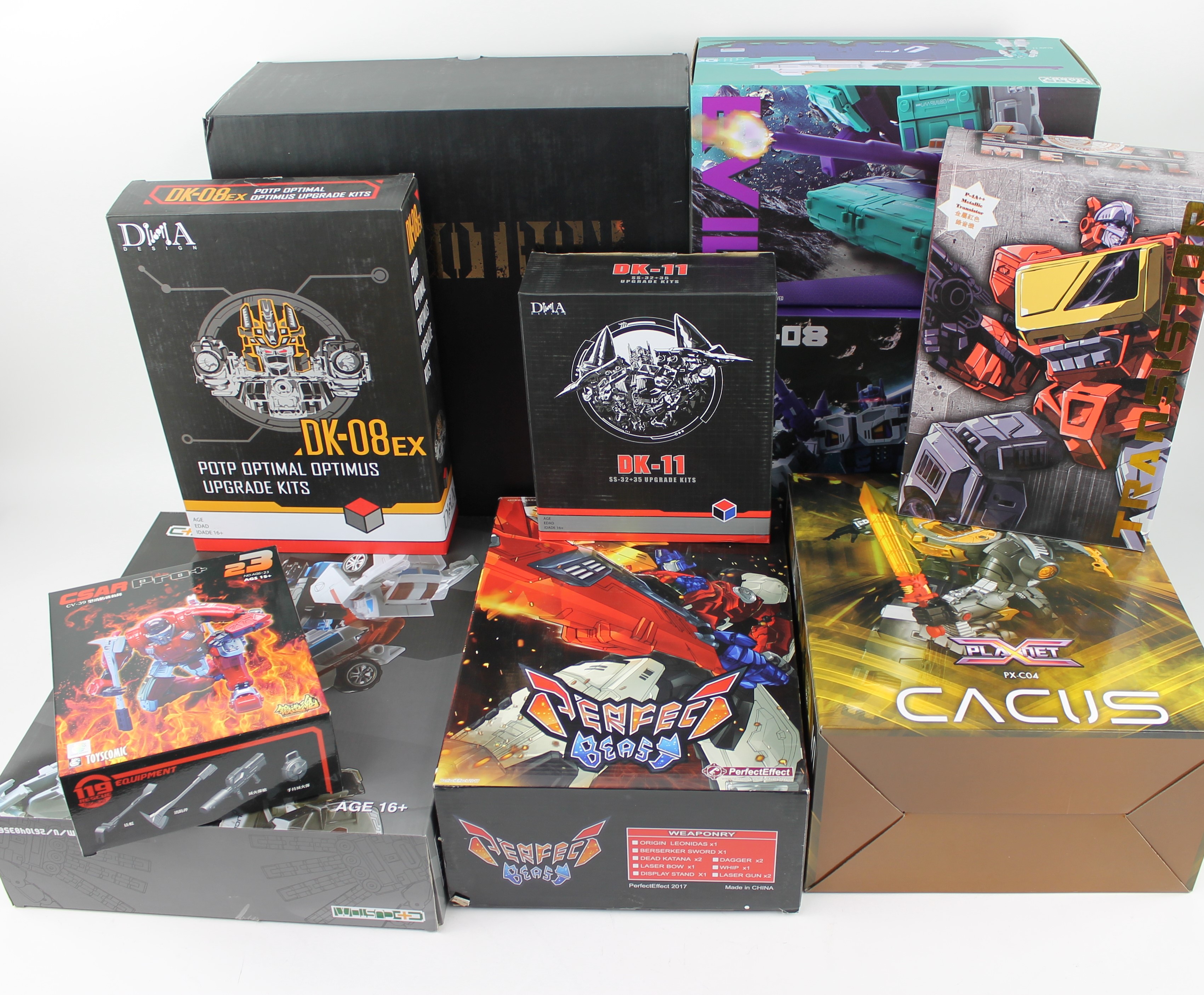 Defective Loot Box #0846 (DAMAGED - ALL SALES FINAL) Gallery Image 1