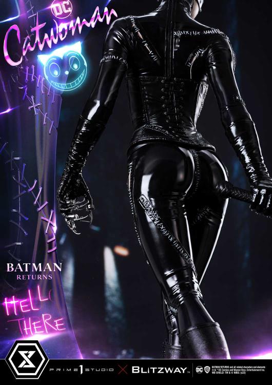 Batman Returns Museum Masterline Catwoman 1/3 Scale Statue Gallery Image 21