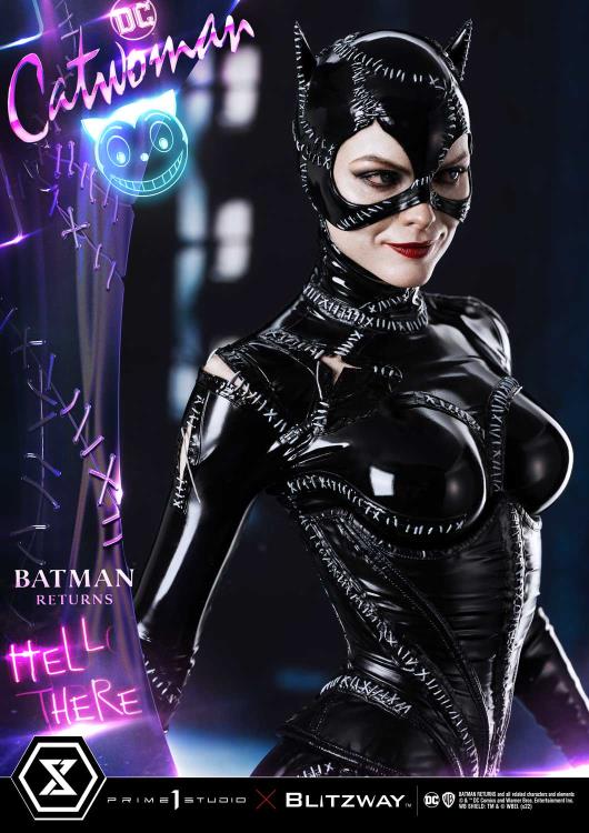 Batman Returns Museum Masterline Catwoman 1/3 Scale Statue Gallery Image 23