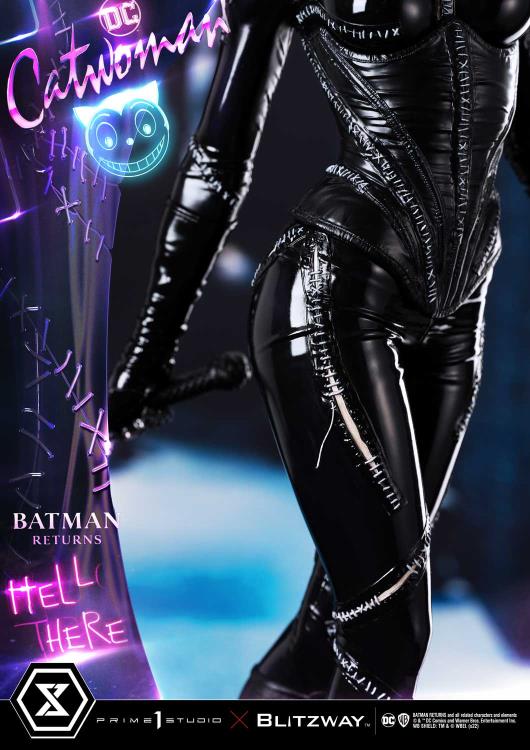 Batman Returns Museum Masterline Catwoman 1/3 Scale Statue Gallery Image 30