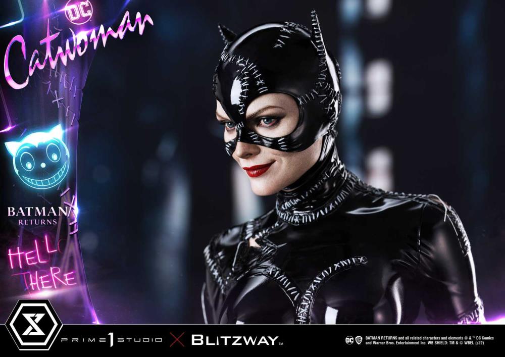 Batman Returns Museum Masterline Catwoman 1/3 Scale Statue Gallery Image 41