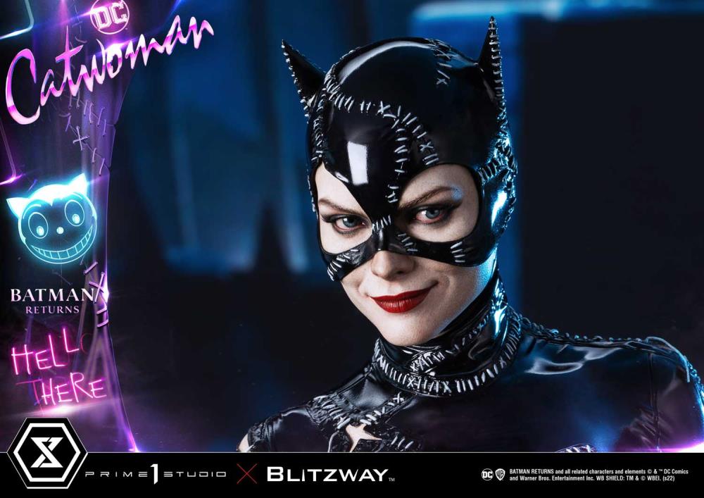 Batman Returns Museum Masterline Catwoman 1/3 Scale Statue Gallery Image 45
