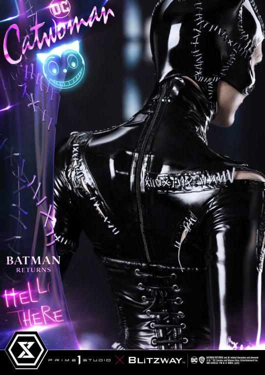 Batman Returns Museum Masterline Catwoman 1/3 Scale Statue Gallery Image 48