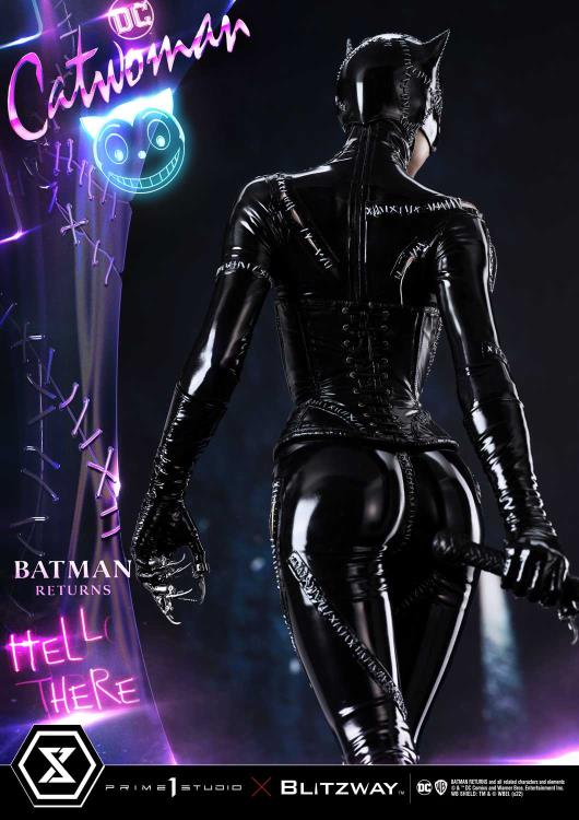 Batman Returns Museum Masterline Catwoman 1/3 Scale Statue Gallery Image 14