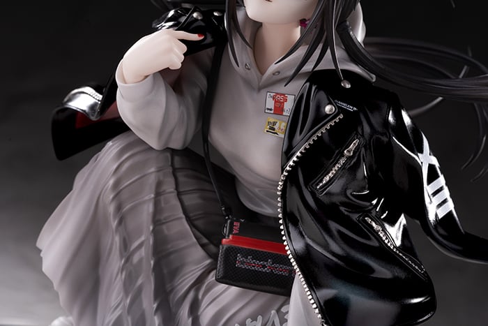 Rebuild of Evangelion Mari Makinami Illustrious (Radio EVA Original Color Ver. Part 2) 1/7 Scale Figure Gallery Image 6