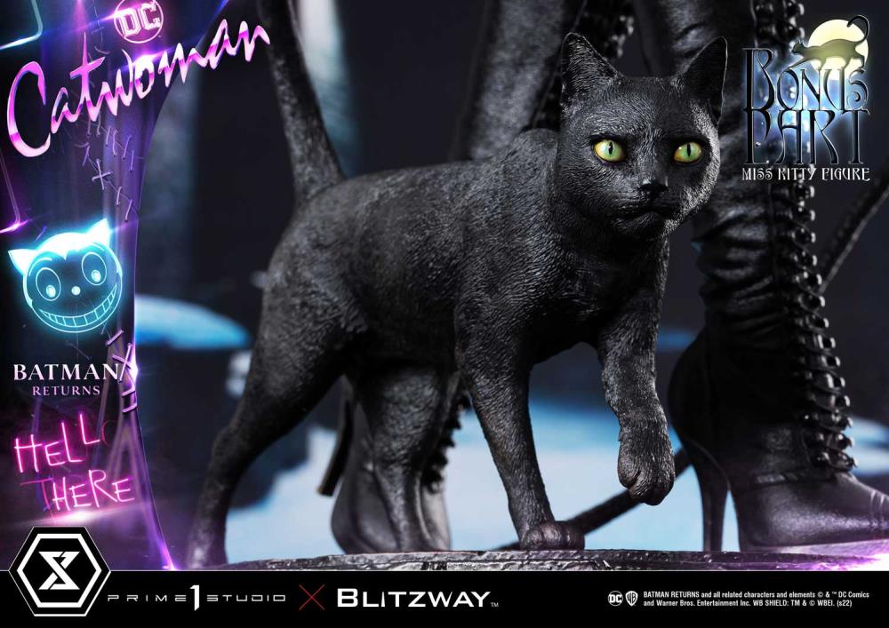 Batman Returns Museum Masterline Catwoman 1/3 Scale Statue (With Bonus) Gallery Image 5
