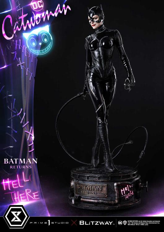 Batman Returns Museum Masterline Catwoman 1/3 Scale Statue (With Bonus) Gallery Image 13