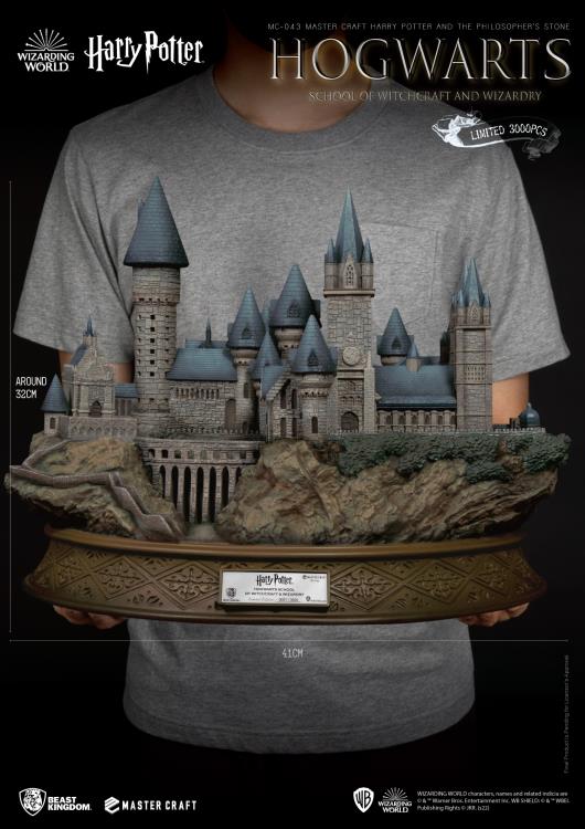 Harry Potter Master Craft MC-043 Hogwarts Castle Limited Edition Statue Gallery Image 8