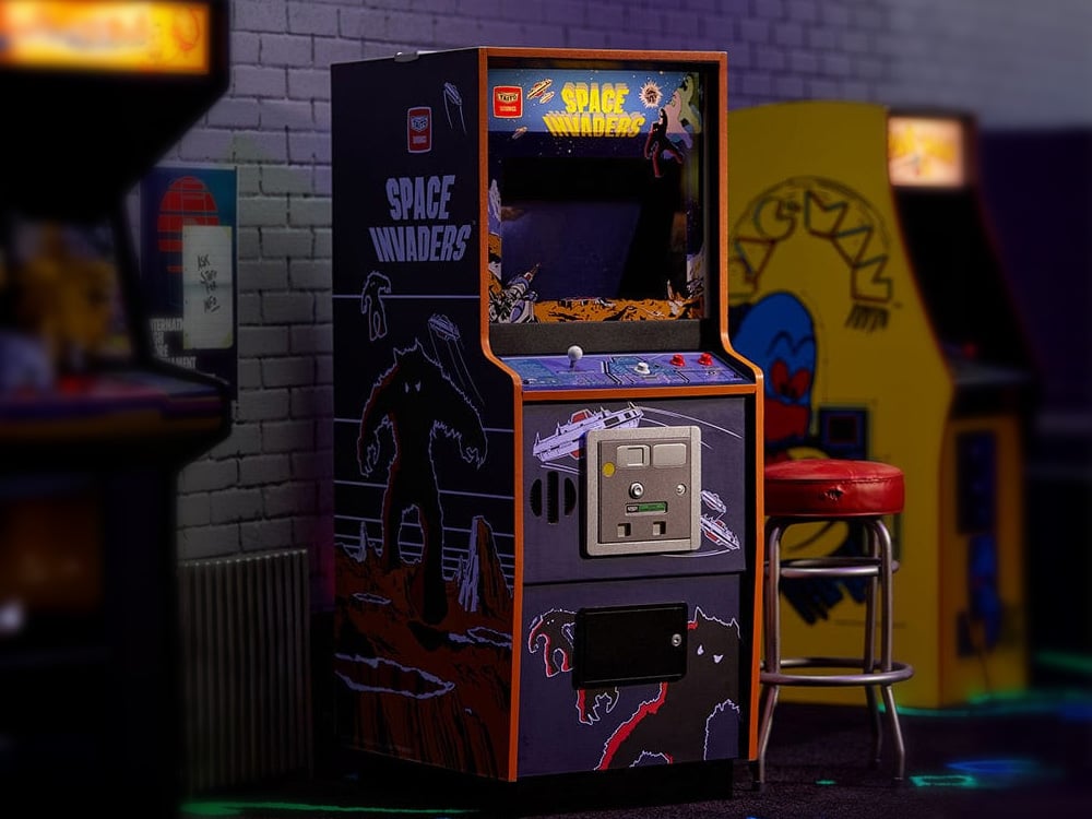 Space Invaders 1/4 Scale Arcade Cabinet Gallery Image 1
