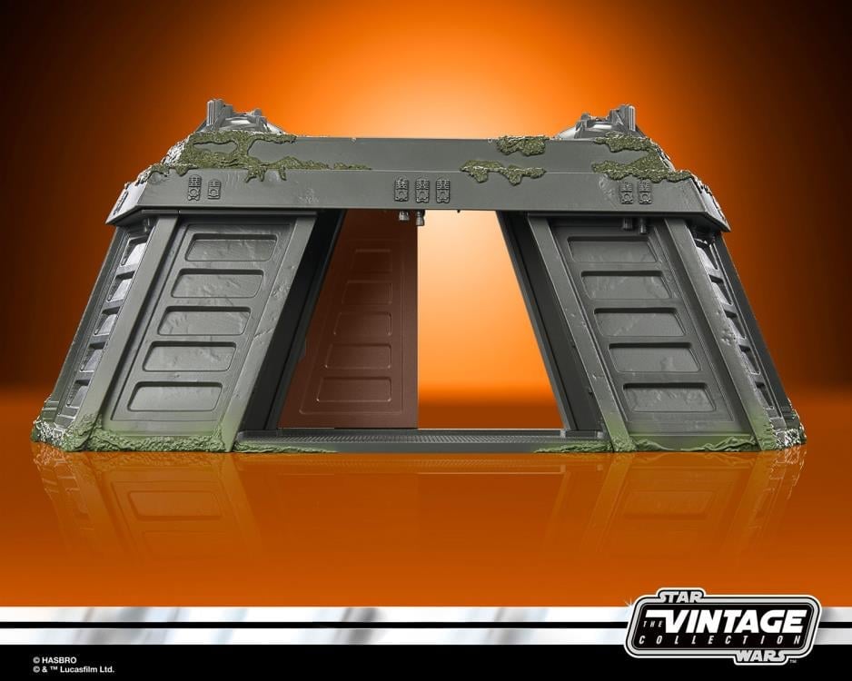 Star Wars 40th Anniversary The Vintage Collection Endor Bunker Playset (Return of the Jedi) Gallery Image 6