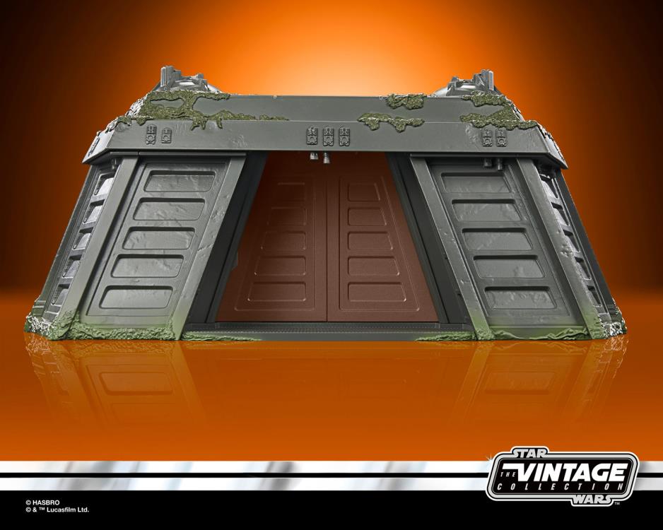 Star Wars 40th Anniversary The Vintage Collection Endor Bunker Playset (Return of the Jedi) Gallery Image 5