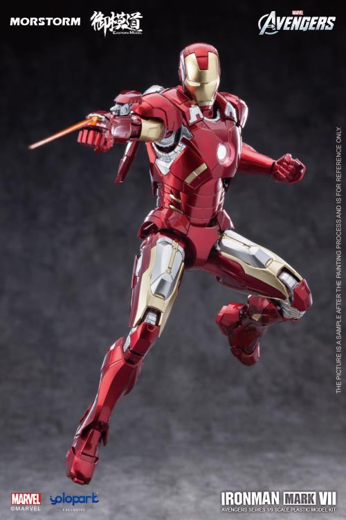 The Avengers Iron Man Mark VII 1/9 Scale Model Kit Gallery Image 10