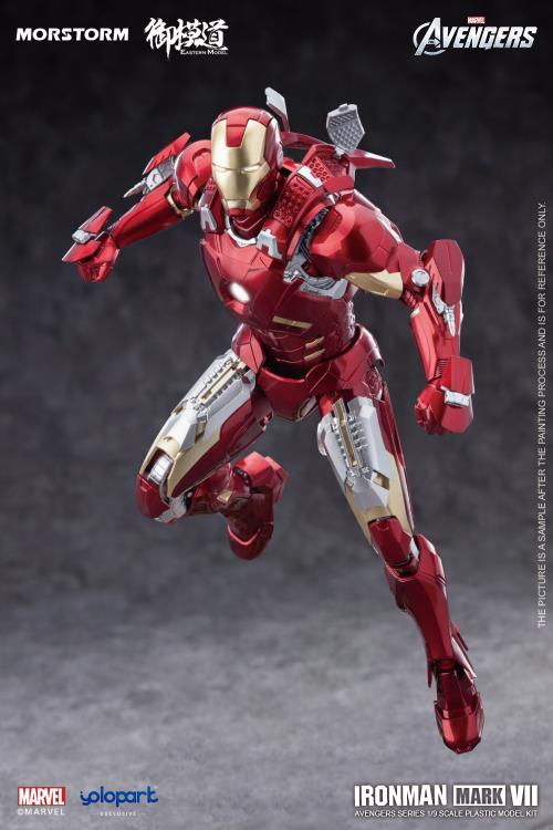 The Avengers Iron Man Mark VII 1/9 Scale Model Kit Gallery Image 7