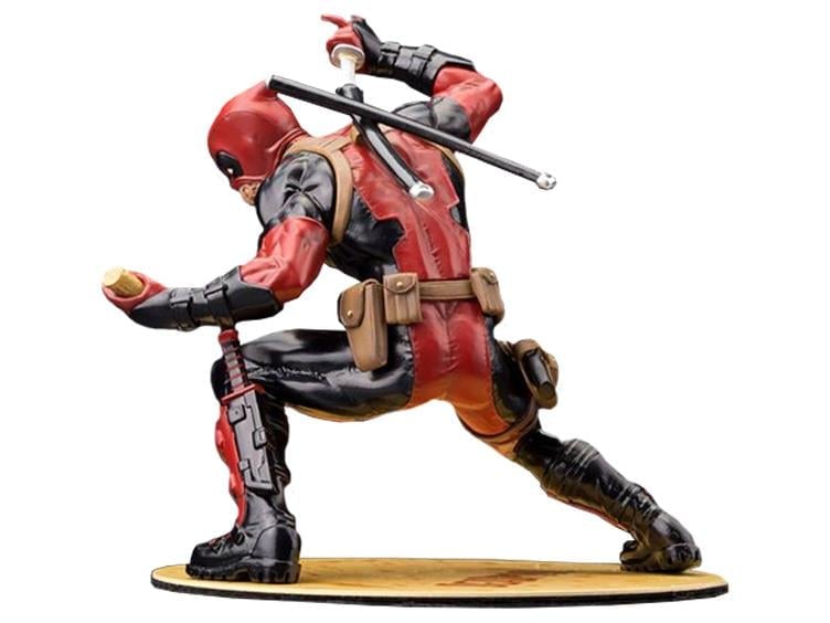Marvel Now ArtFX+ Deadpool Statue SDCC 2015 Exclusive Gallery Image 3