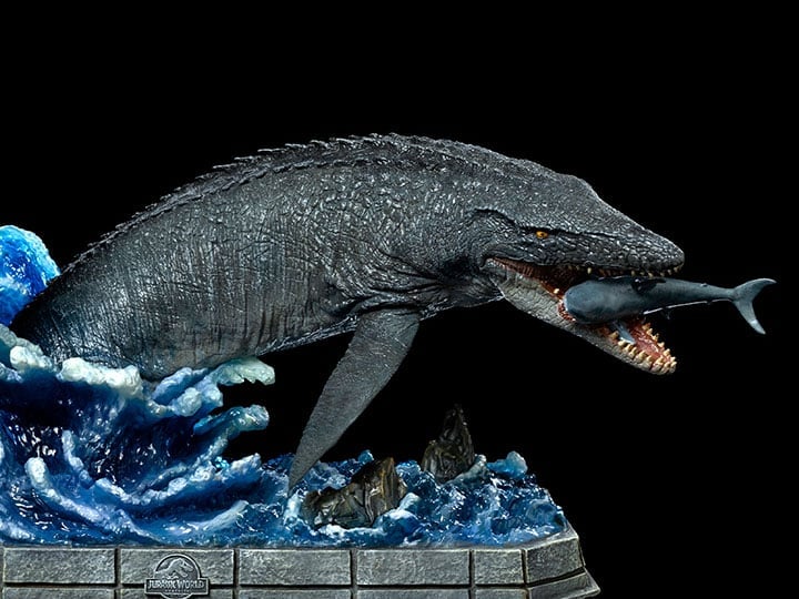 Jurassic World Icons Mosasaurus Statue Gallery Image 1