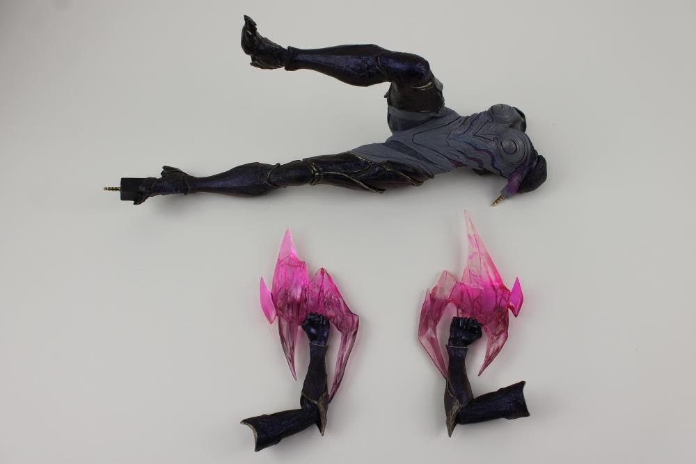 Defective Loot Box #0903 (DAMAGED - ALL SALES FINAL Gallery Image 7