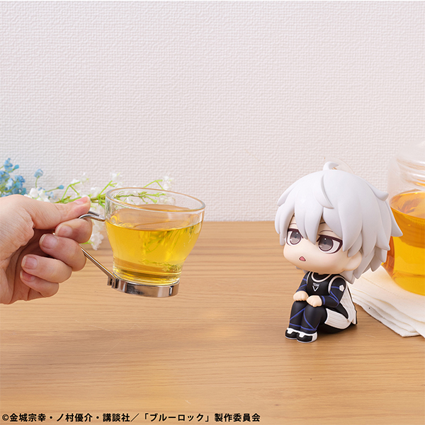 Blue Lock Look Up Series Hyoma Chigiri & Seishiro Nagi with Gift Gallery Image 16