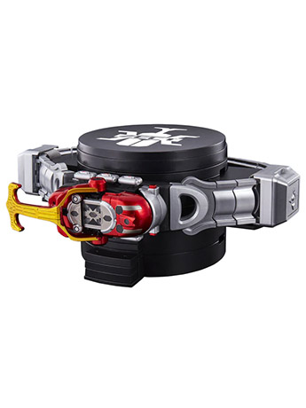 Kamen Rider Kabuto Display Daiza (Kabuto Zecter Edition) Gallery Image 2