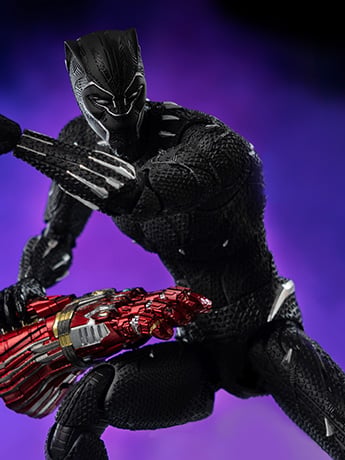 Avengers: The Infinity Saga DLX Black Panther 1/12 Scale Action Figure Gallery Image 2